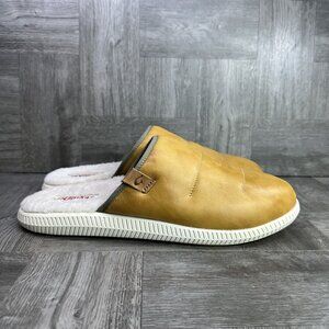 Olukai Mua 'IIi Men's size 10 Wheat Leather Lined Scuff Slippers